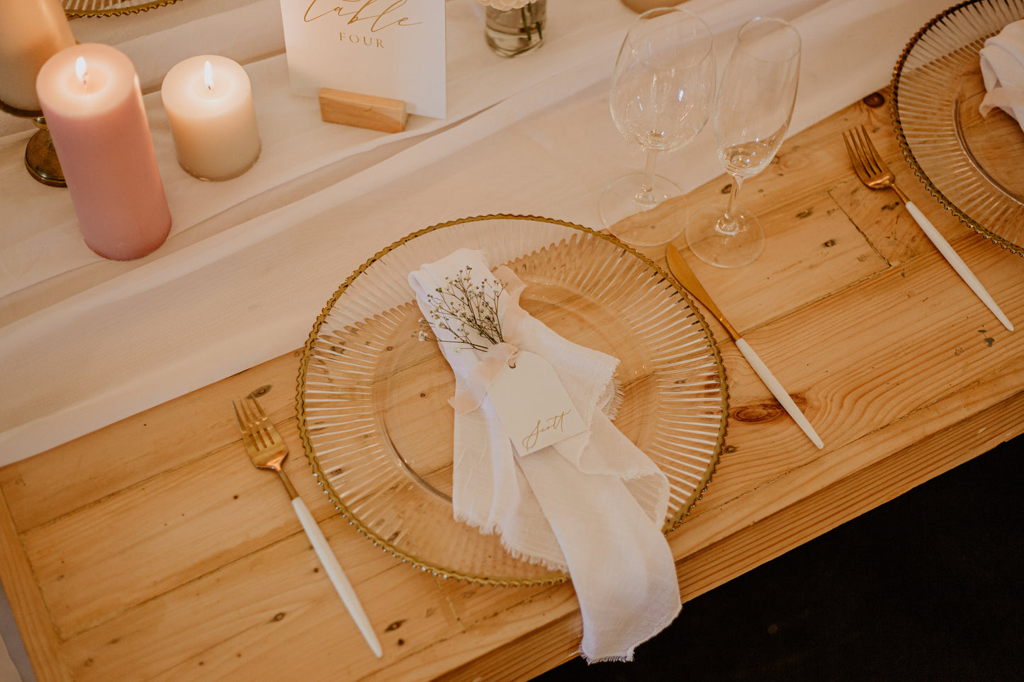 Baby's Breath Place Card - Arch Shaped